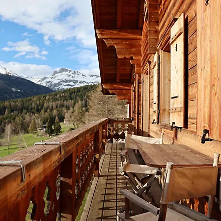 Avec Charme Et Vue A Chalet *